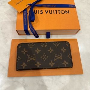 Authentic Louis Vuitton Phone case.
